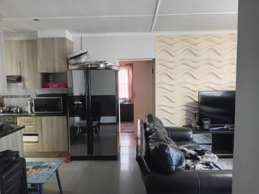 To Let 3 Bedroom Property for Rent in Amalinda Eastern Cape